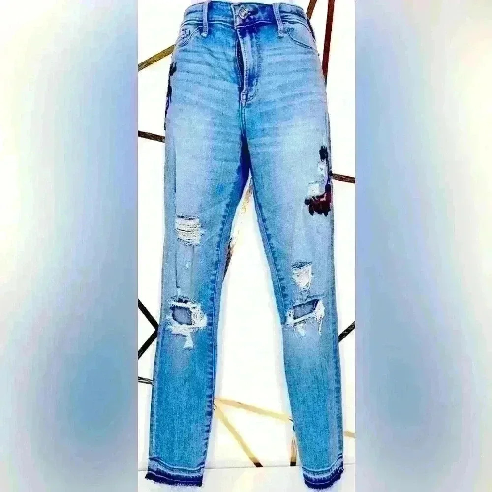 Abercombie & Fitch Embroidered Skinny Jeans Size 4/27 (C15) - Picture 3 of 13